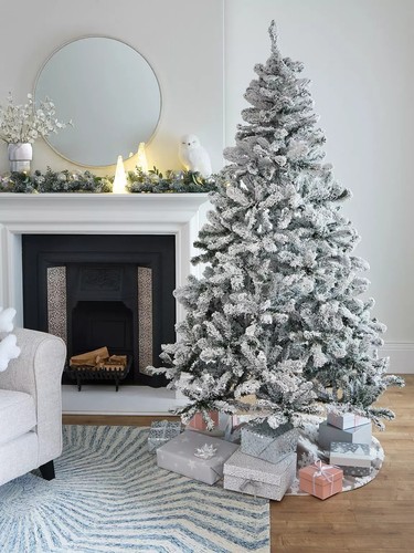 7ft snow flocked emperor - 7ft,