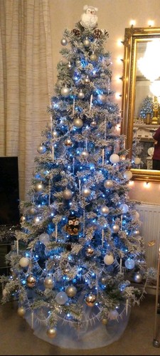 Beautiful 7ft snow flocked fir - 7ft,